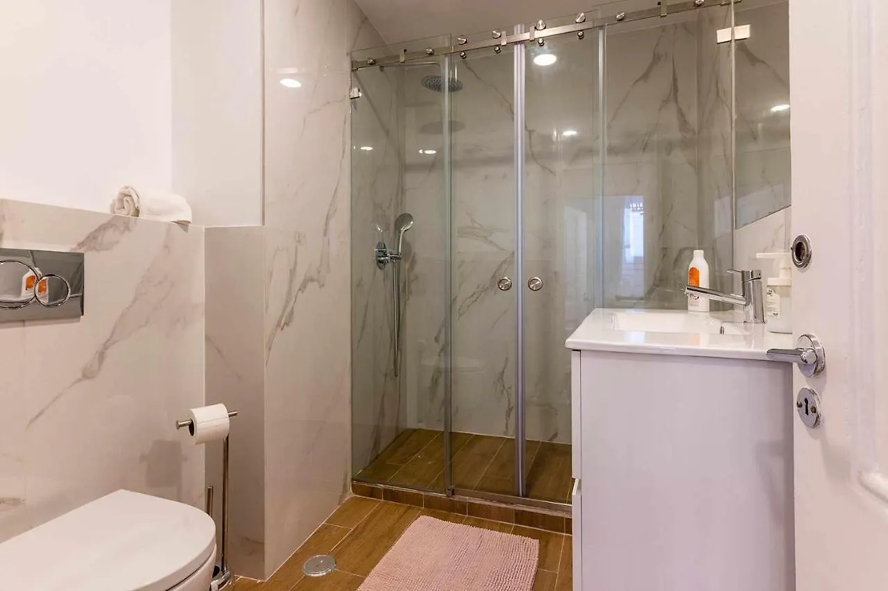 Bairro Alto Palace Special For Groups Up To 24 Guests Lisbon Apartment